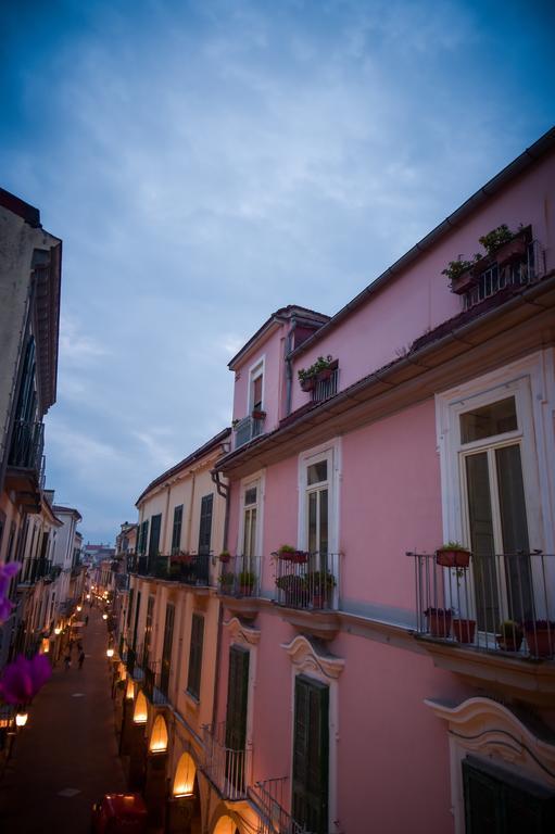 Palazzo Liguori Bed & Breakfast Cava De' Tirreni Ngoại thất bức ảnh