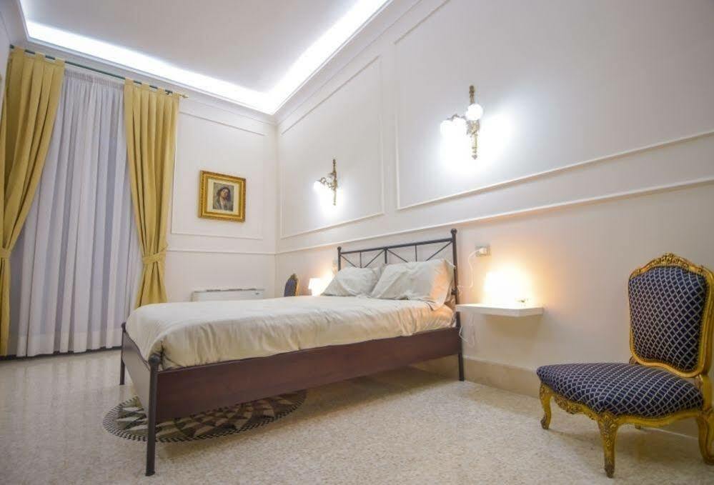 Palazzo Liguori Bed & Breakfast Cava De' Tirreni Ngoại thất bức ảnh